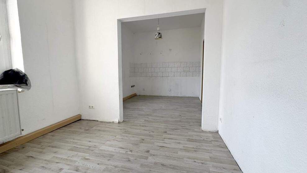 Jedem Kind ein eigenes Zimmer - charmante Maisonette mit Balkon. 5 zimmer