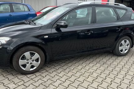 Kia ceed / Ceed 253.648 km 2.350 &euro; Lüdinghausen 59348