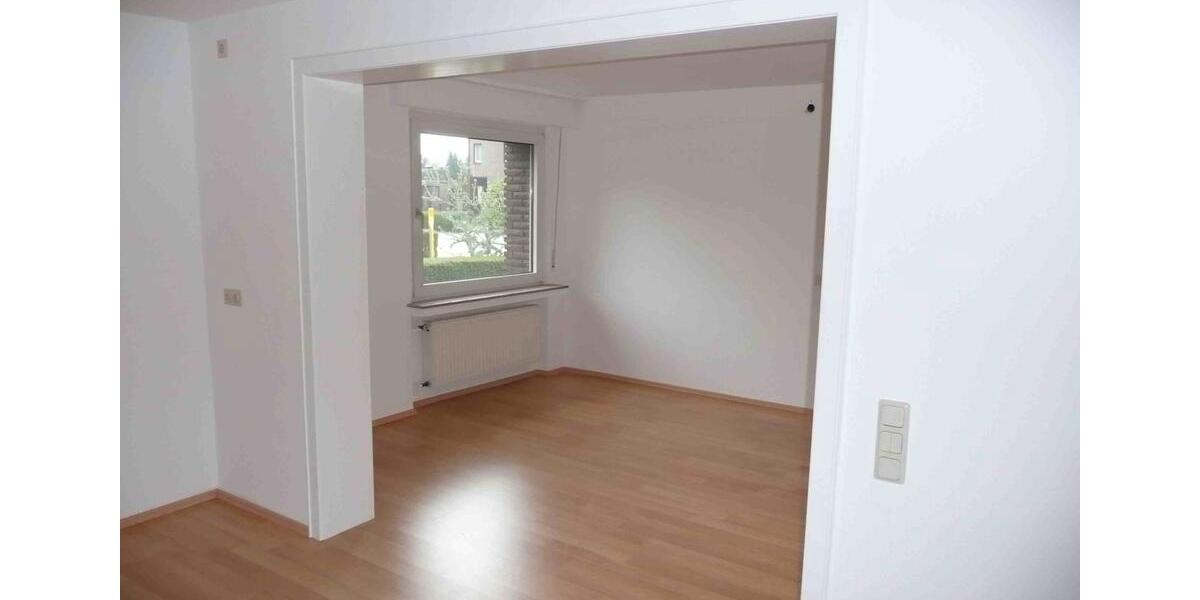 Einfamilienhaus Waltrop - 8 Zimmer, 169 m&sup2;, 440.000&euro; | Angebot:27121127