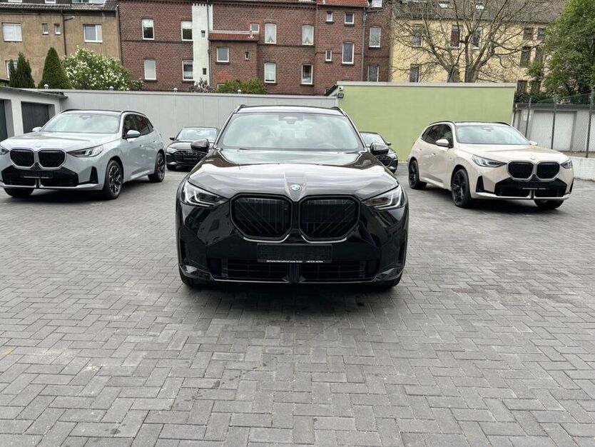 X3