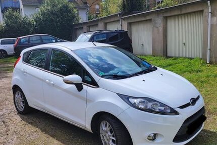 Ford Fiesta 46.833 km 5.500 &euro; Witten 58453