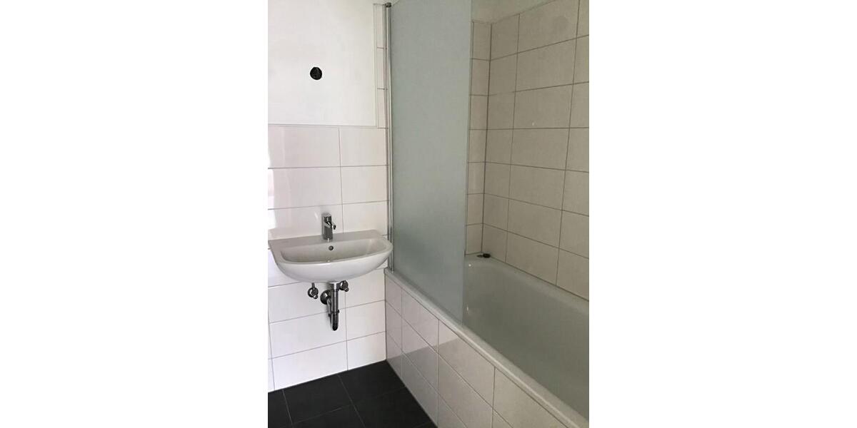 Etagenwohnung Essen Stadtbezirk VII - 3 Zimmer, 72 m&sup2;, 573&euro; | Angebot:26569442
