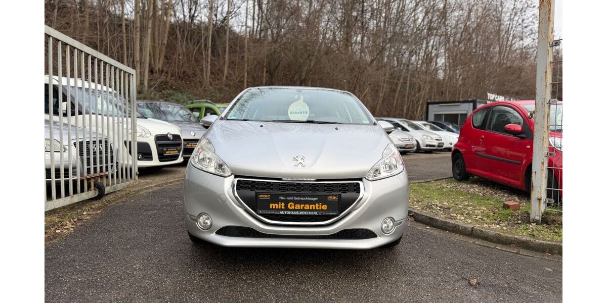 Peugeot 208 113.412 km 4.999 &euro; Essen 45145