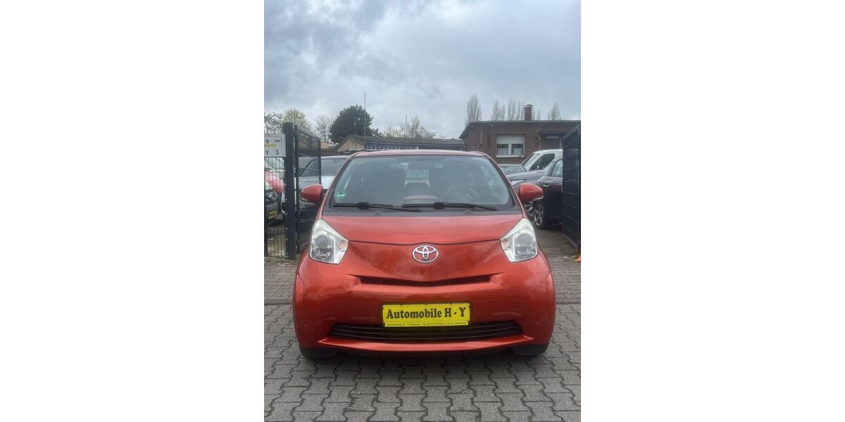 Toyota IQ 78.000 km 8.700 &euro; Bottrop 46238