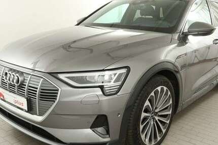 Audi e-tron 37.985 km 32.415 &euro; Dortmund 44143
