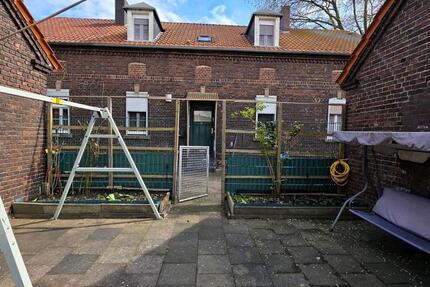 Haus Oberhausen Biefang - 8 Zimmer, 120 m&sup2;, 369.000&euro; | Angebot:27142606