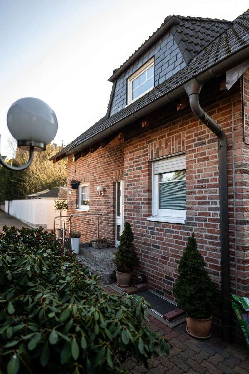 Haus zum Kaufen in Herne 590.000 € 131 m² 4.5 zimmer