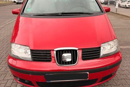 Seat Alhambra 229.555 km 3.999 &euro; Marl 45770