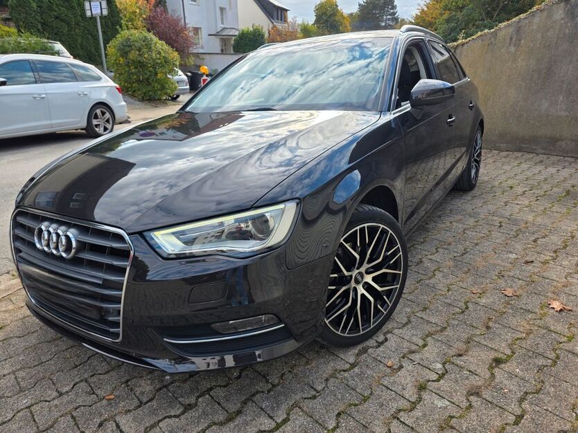 Audi A3 153.000 km 12.000 € Hattingen 45529