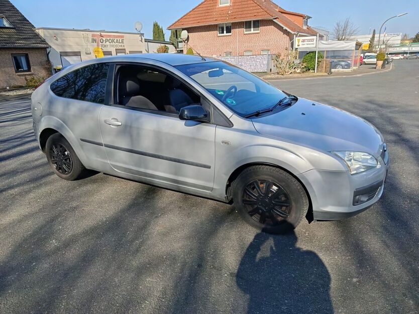 Ford Focus 188.000 km 1.590 € Recklinghausen 45659