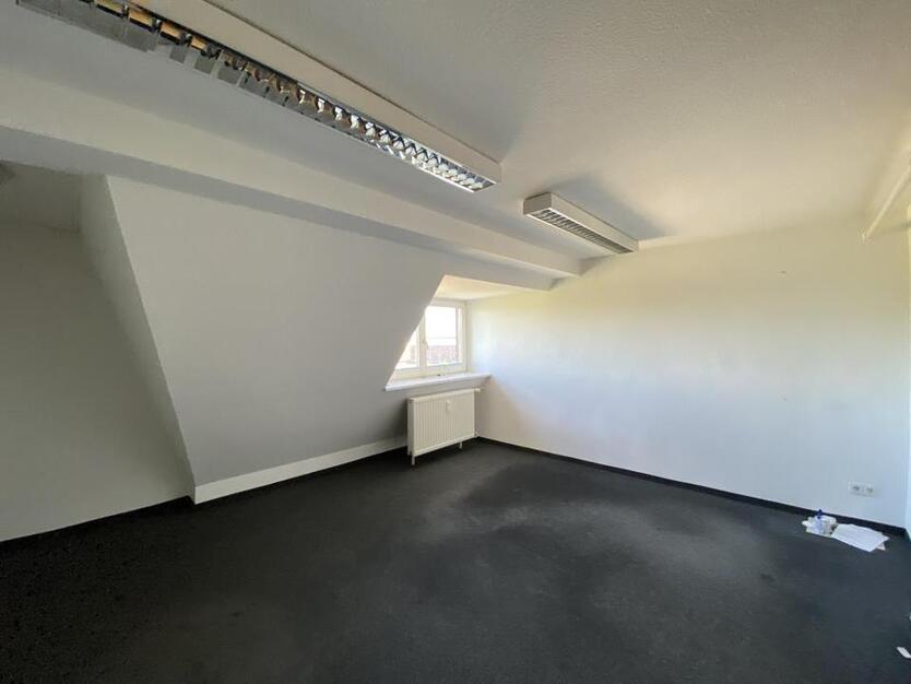 Ihr Großzügiges Büro im Zentrum von Dortmund: Arbeiten Sie mit Stil und Komfort! zimmer