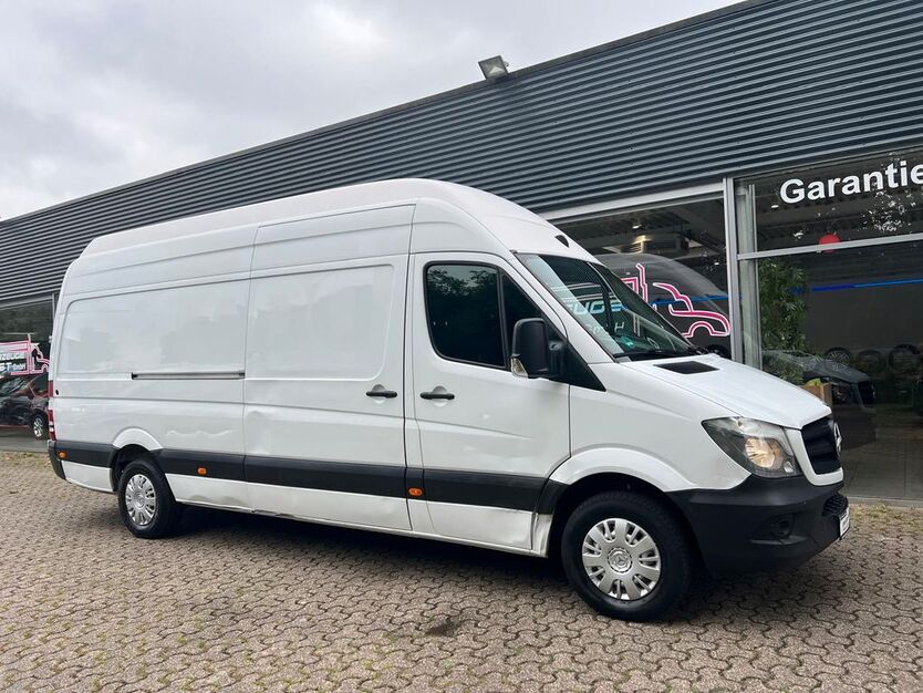 Mercedes-Benz Sprinter 169.000 km 14.600 € Datteln 45711