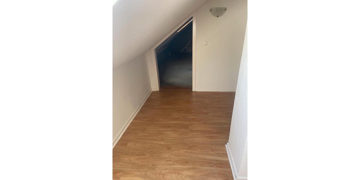 Etagenwohnung Lünen Brambauer - 3 Zimmer, 81 m&sup2;, 775&euro; | Angebot:26296333