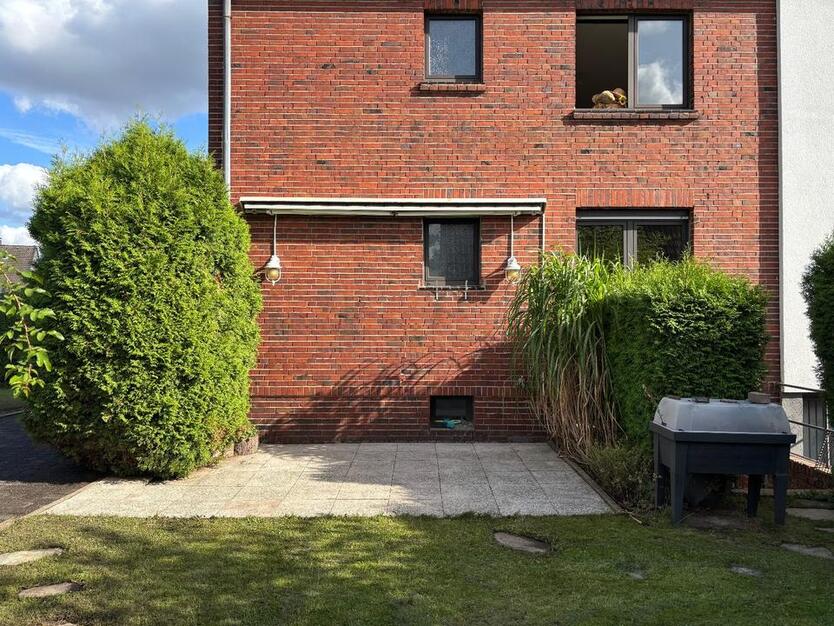 Doppelhaushälfte mit großem Garten in Ickern zimmer