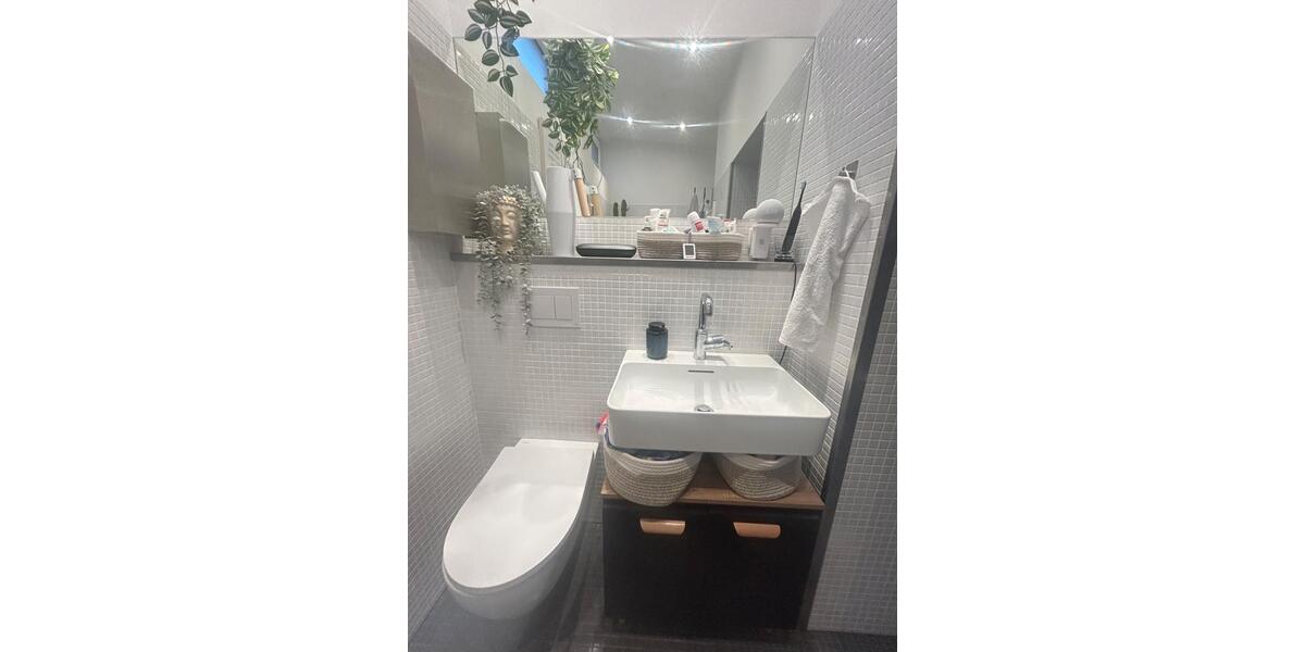 Hochparterre Bochum Wiemelhausen - 2 Zimmer, 55 m&sup2;, 660&euro; | Angebot:25256997