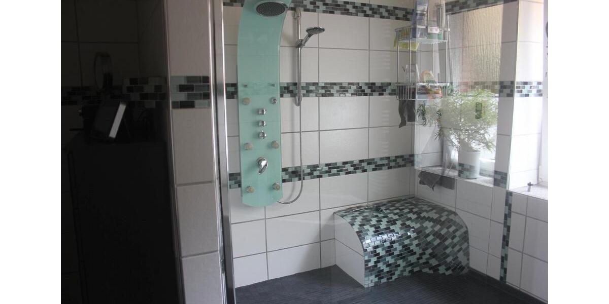 Erdgeschoßwohnung Gelsenkirchen Erle - 5 Zimmer, 180 m&sup2;, 229.000&euro; | Angebot:27002739