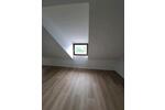 Dachgeschoßwohnung Essen Stadtbezirk V - 2 Zimmer, 74 m&sup2;, 900&euro; | Angebot:26579671