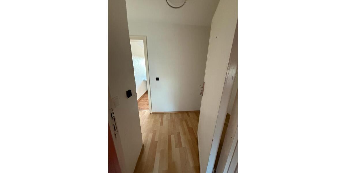 Dachgeschoßwohnung Essen Stadtbezirk V - 2 Zimmer, 70 m&sup2;, 750&euro; | Angebot:26301677