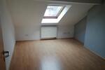 Dachgeschoßwohnung Oberhausen Alt-Oberhausen - 3 Zimmer, 72 m&sup2;, 450&euro; | Angebot:26278826