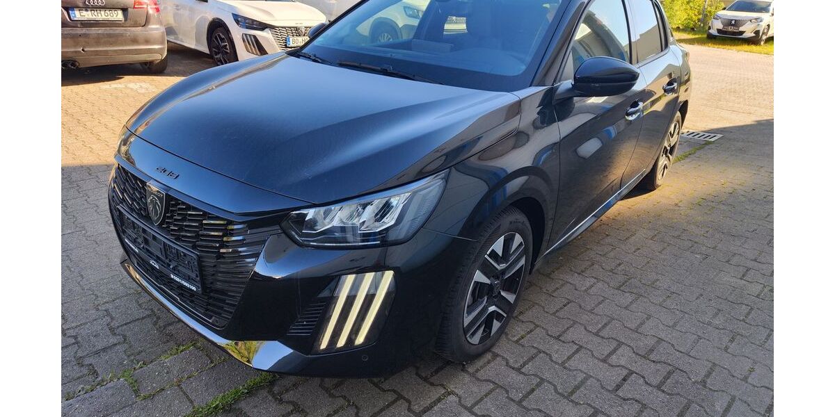 Peugeot 208 28.285 km 18.390 &euro; Essen 45307