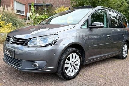 VW Touran 171.930 km 10.990 &euro; Datteln 45711