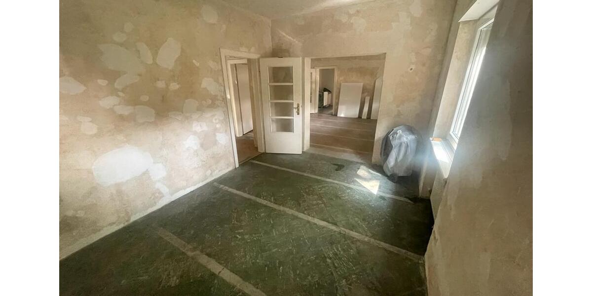 Freistehendes Haus, Tolle Nachbarschaft, großes Grundstück 13 zimmer