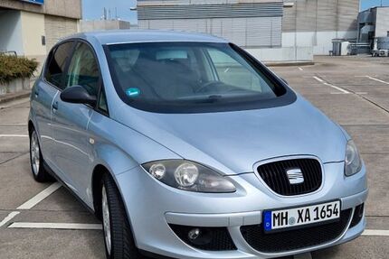 Seat Altea 229.968 km 2.299 &euro; Mülheim an der Ruhr 45472