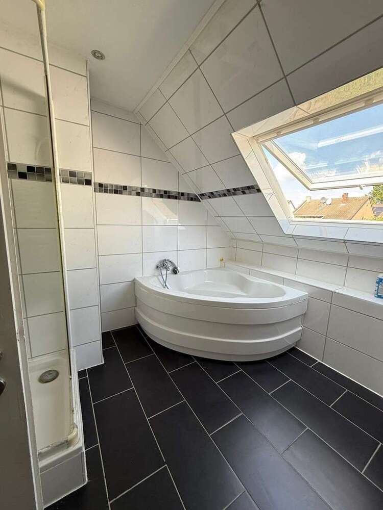 Wohnung zum Mieten in Gelsenkirchen 295 € 71 m²