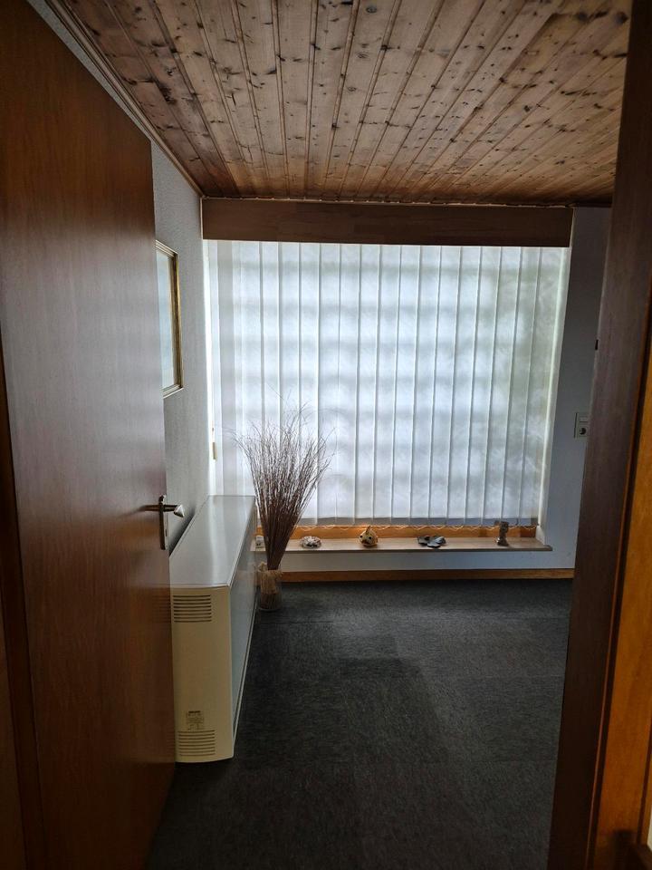 Wohnung im Zweifamilienhaus zu vermieten zimmer