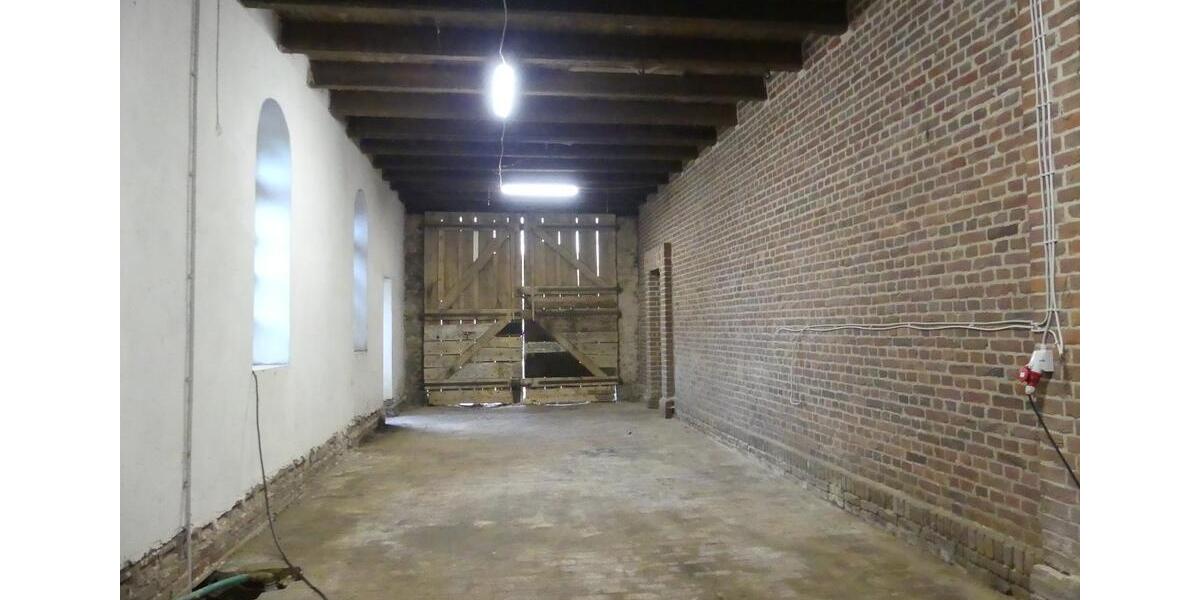 Recklinghausen, Hallenteil mit ca. 350m² (auf Wunsch erweiterbar) zimmer