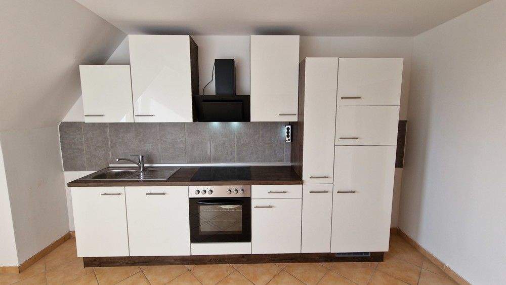 attraktive Wohnung in zentraler Lage inkl. moderner Einbauküche 2 zimmer