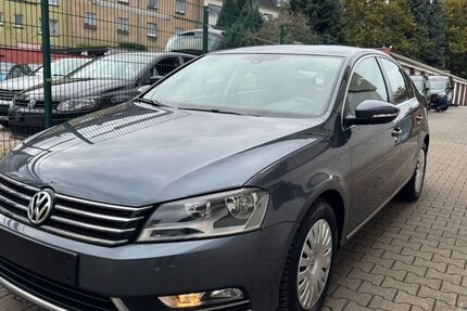 VW Passat 199.000 km 6.000 &euro; Essen 45143