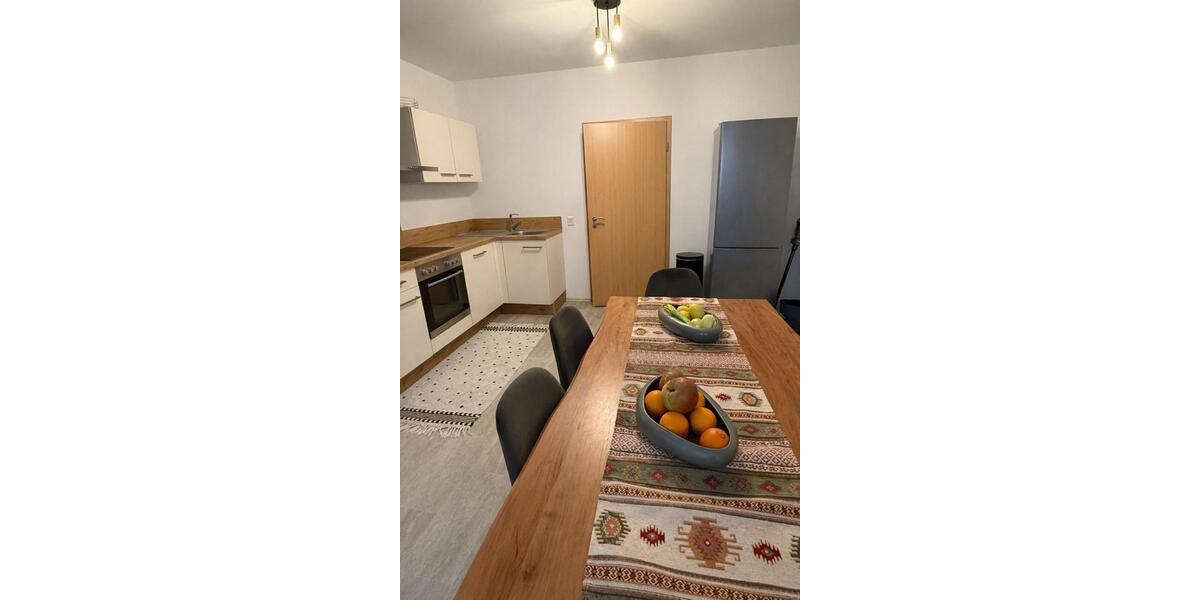 Dachgeschoßwohnung Gelsenkirchen Gelsenkirchen-Mitte - 3 Zimmer, 90 m&sup2;, 700&euro; | Angebot:24826571