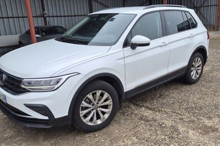 VW Tiguan 195.000 km 23.990 &euro; Hünxe 46569