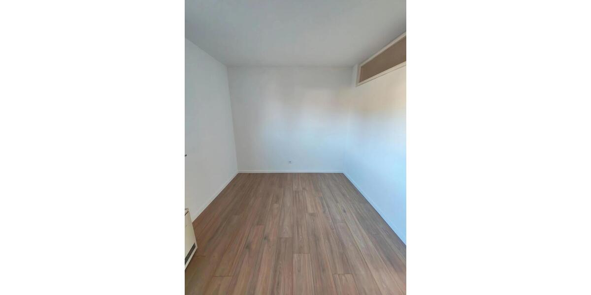 Erdgeschoßwohnung Sprockhövel - 3 Zimmer, 74 m&sup2;, 560&euro; | Angebot:25308667