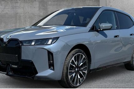 BMW iX 4.999 km 106.500 &euro; Recklinghausen 45659