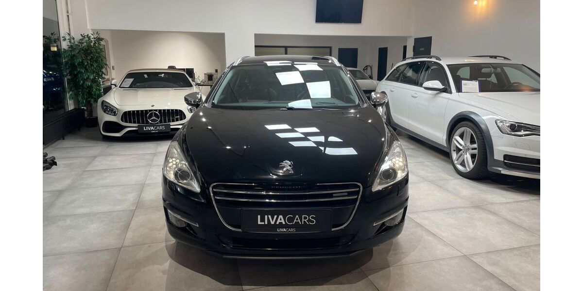 Peugeot 508 196.000 km 7.900 &euro; Oberhausen 46049