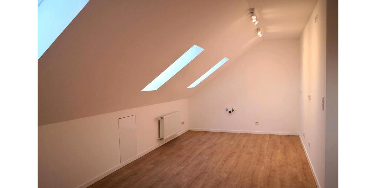 Dachgeschoßwohnung Mülheim an der Ruhr Dümpten - 1.5 Zimmer, 51 m&sup2;, 150.000&euro; | Angebot:27096044