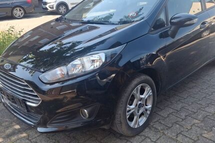 Ford Fiesta 185.000 km 2.550 &euro; Bottrop 46236
