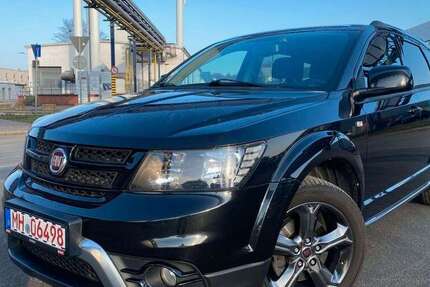 Fiat Freemont 156.076 km 10.999 &euro; Mülheim an der Ruhr 45473