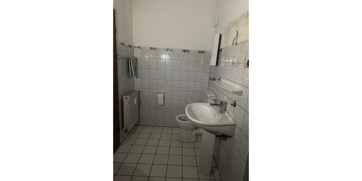 Dachgeschoßwohnung Gelsenkirchen Ückendorf - 2.5 Zimmer, 65 m&sup2;, 386&euro; | Angebot:22615987