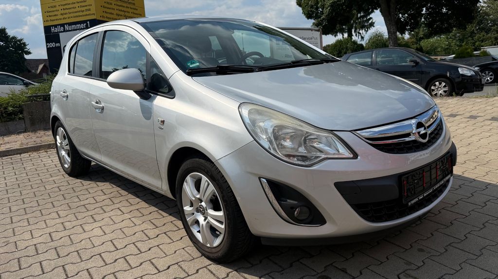 Opel Corsa 131.800 km 3.999 &euro; dortmund 44379