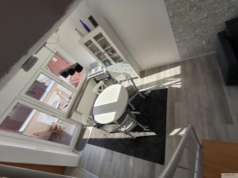 Ausgefallene Wohnung über 2 Etagen in ruhiger Lage. zimmer