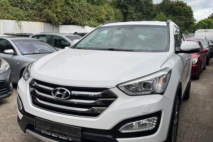 Hyundai SANTA FE 276.000 km 8.999 € Essen 45143