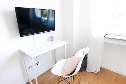 Wohnung DG mit Küche , ca.30 qm , 1ZKB inkl. WLAN
