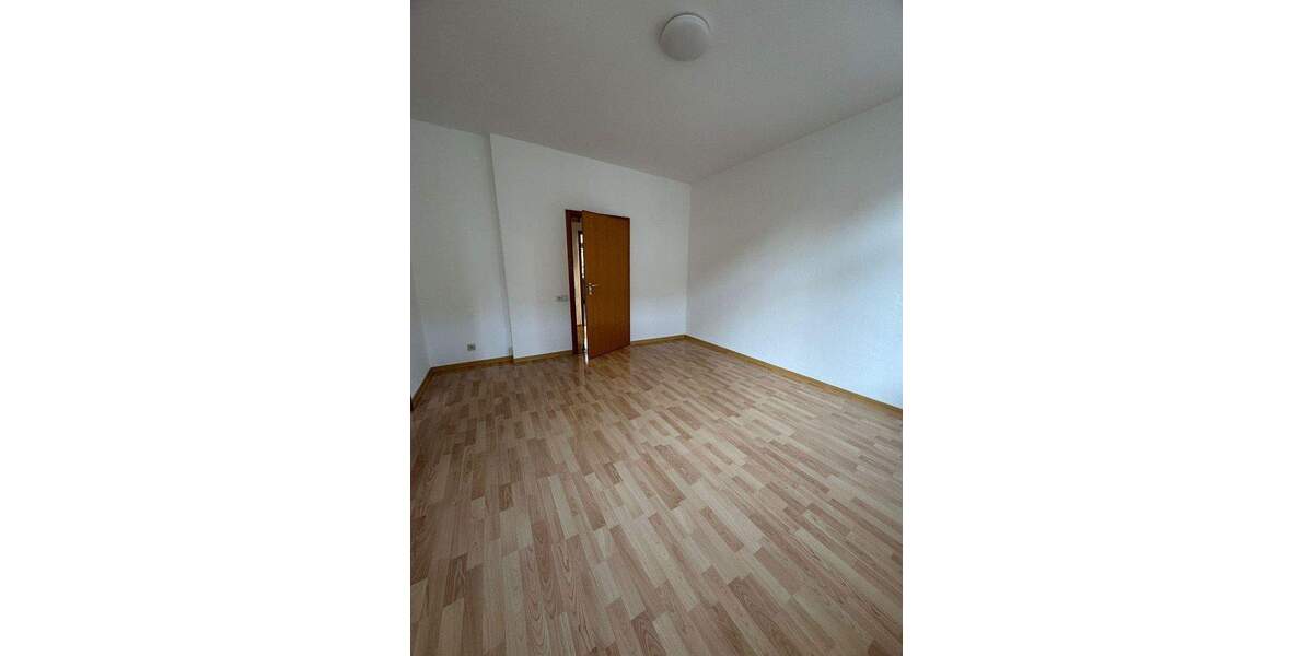 Etagenwohnung Gelsenkirchen Neustadt - 4 Zimmer, 103 m&sup2;, 732&euro; | Angebot:25339795