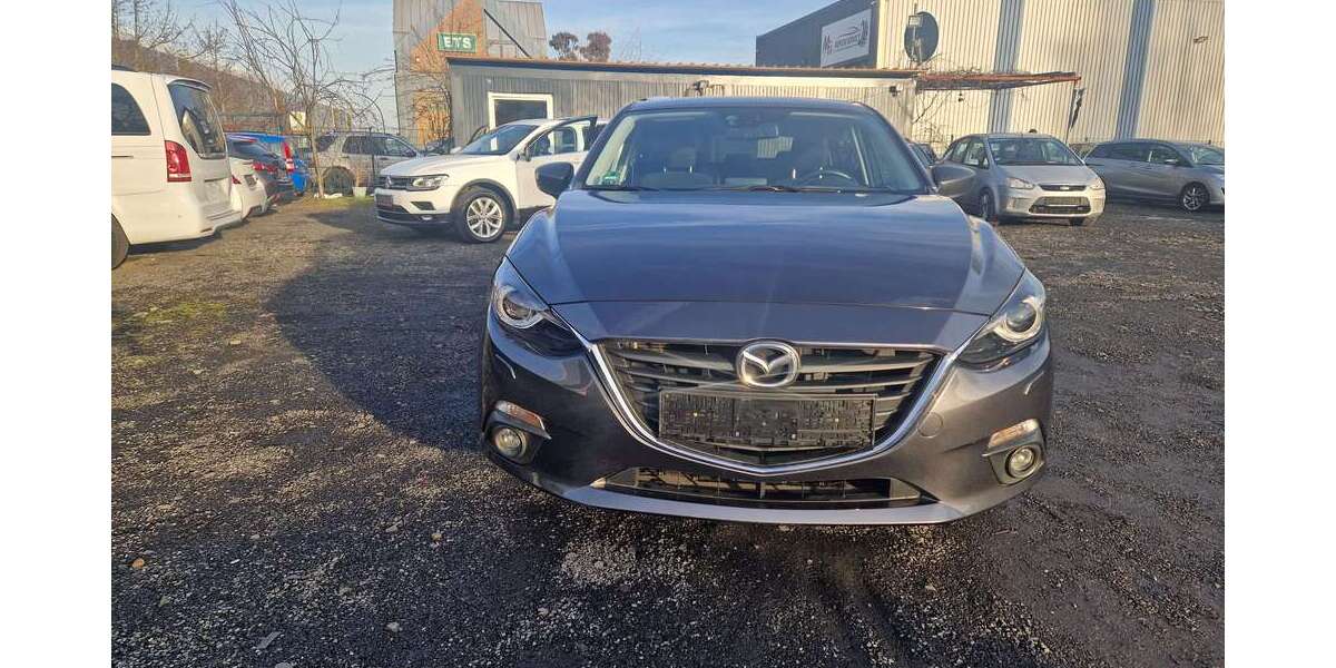 Mazda 3 81.000 km 12.900 &euro; Bottrop 46238