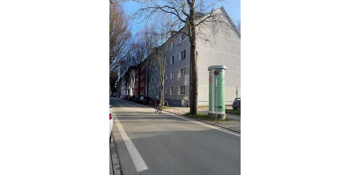 2,5-Dachgeschoss-Wohnung mit 78 m² in der ruhigen Arndtstraße im beliebten Kaiserstraßenviertel 2.5 zimmer