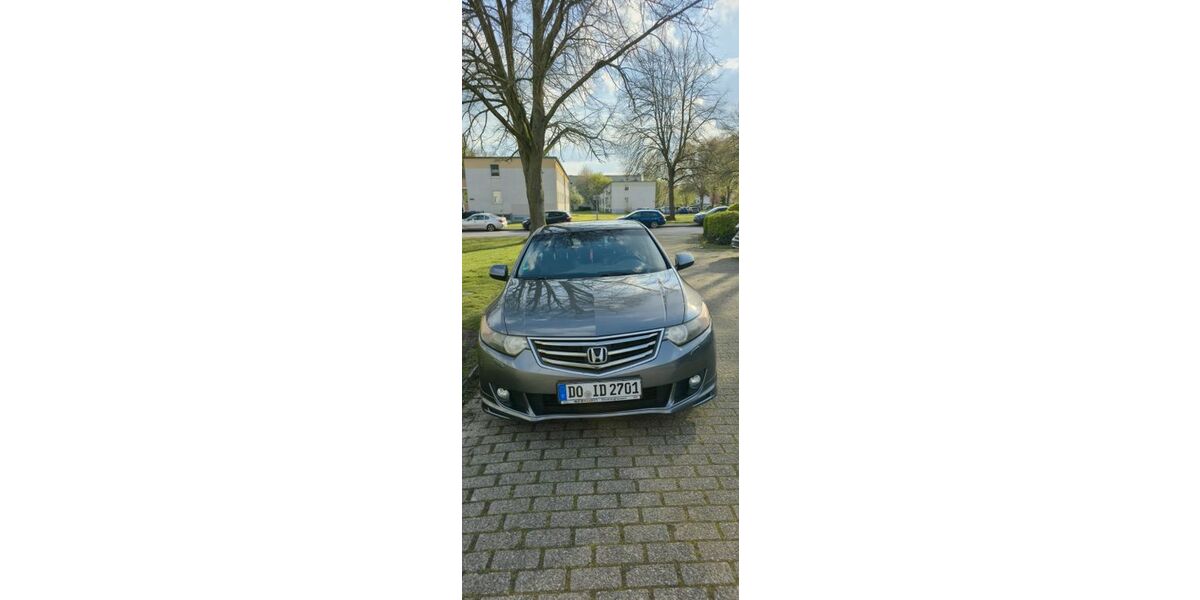 Honda Accord 190.600 km 9.500 &euro; Dortmund 44369