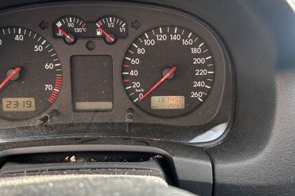 VW Golf 137.450 km 1.500 &euro; Essen 45131